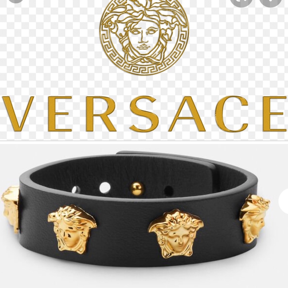 New💕VERSACE MEDUSA STUD LEATHER BRACELET 💕